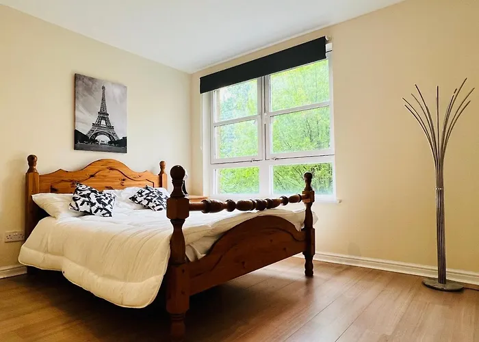Stunning 2-Bed Apartment In Edinburgh Free Parking