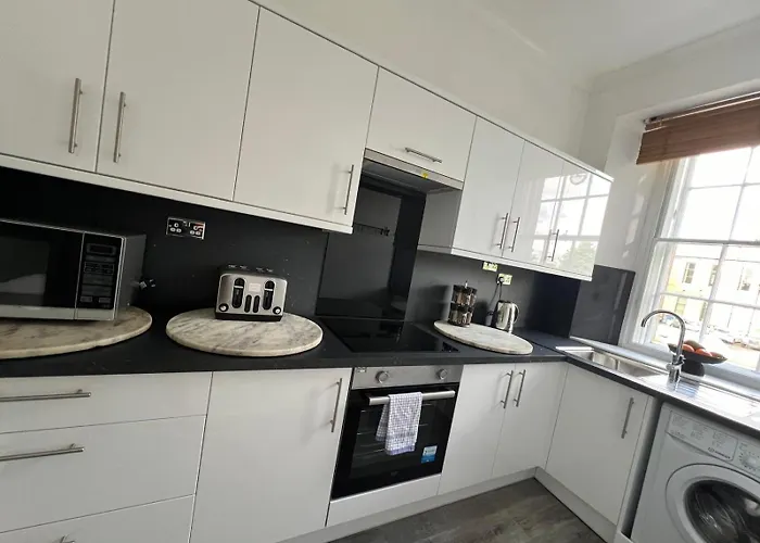 Grange Hideaway 2-Br Apartment