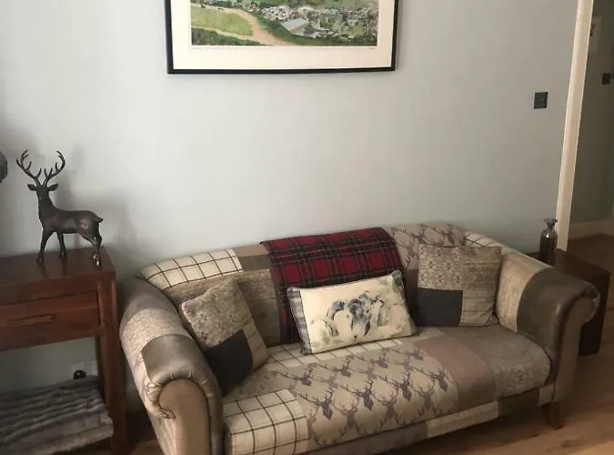 The Abbeyhill Bonnie Thistle