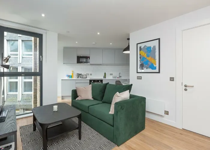 Altido Brand New Studio Apartment With Castle View