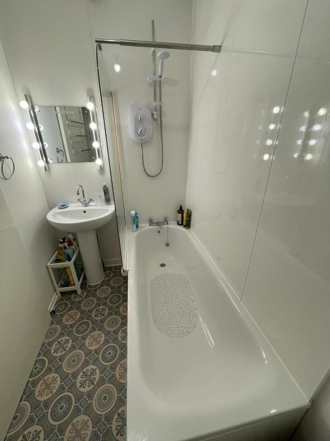 One Bedroom Websters Land Flat - Grassmarket EDI