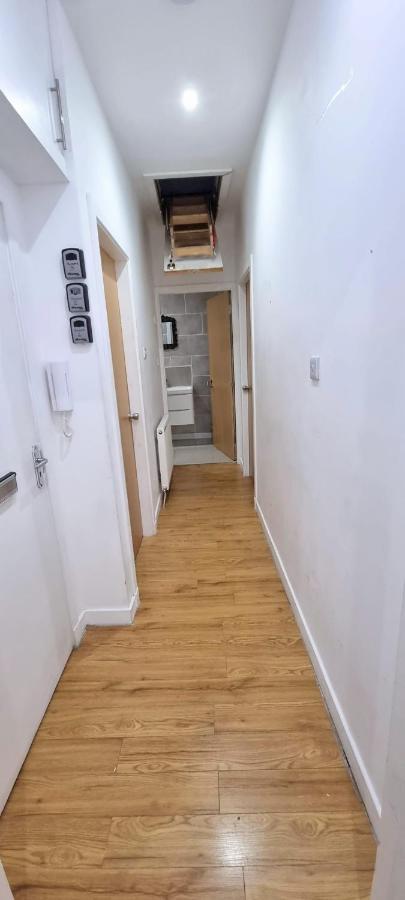 Luxurious Spacious 3 Bedroom - City Centre - Excellent Location - Five Star Amenities & Service * Edinburgh