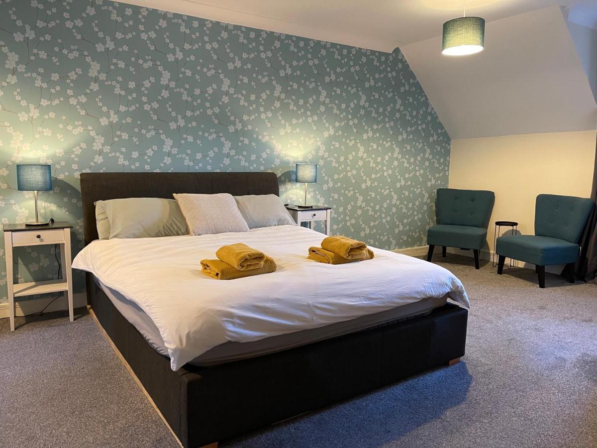 - With Balcony And Secure Garage Parking Apartment EDI