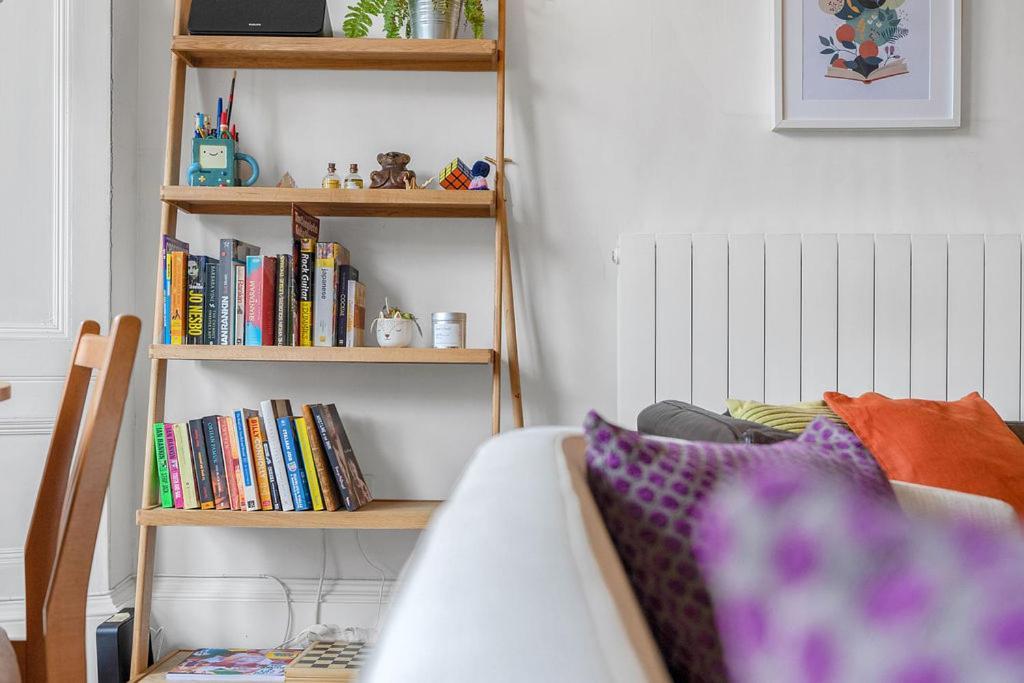 Guestready - Lovely Near Leith Walk Edinburgh
