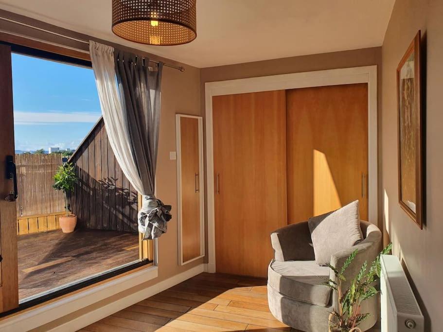 Rooftop Retreat * Edinburgh