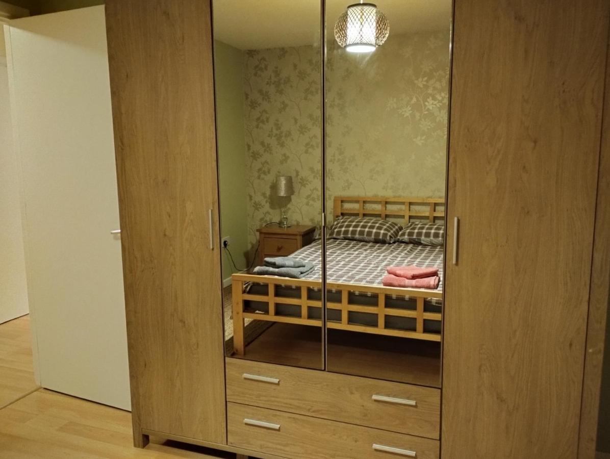 Apartment Lovely 2 Bed Main Door Flat With Free Parking Edinburgh