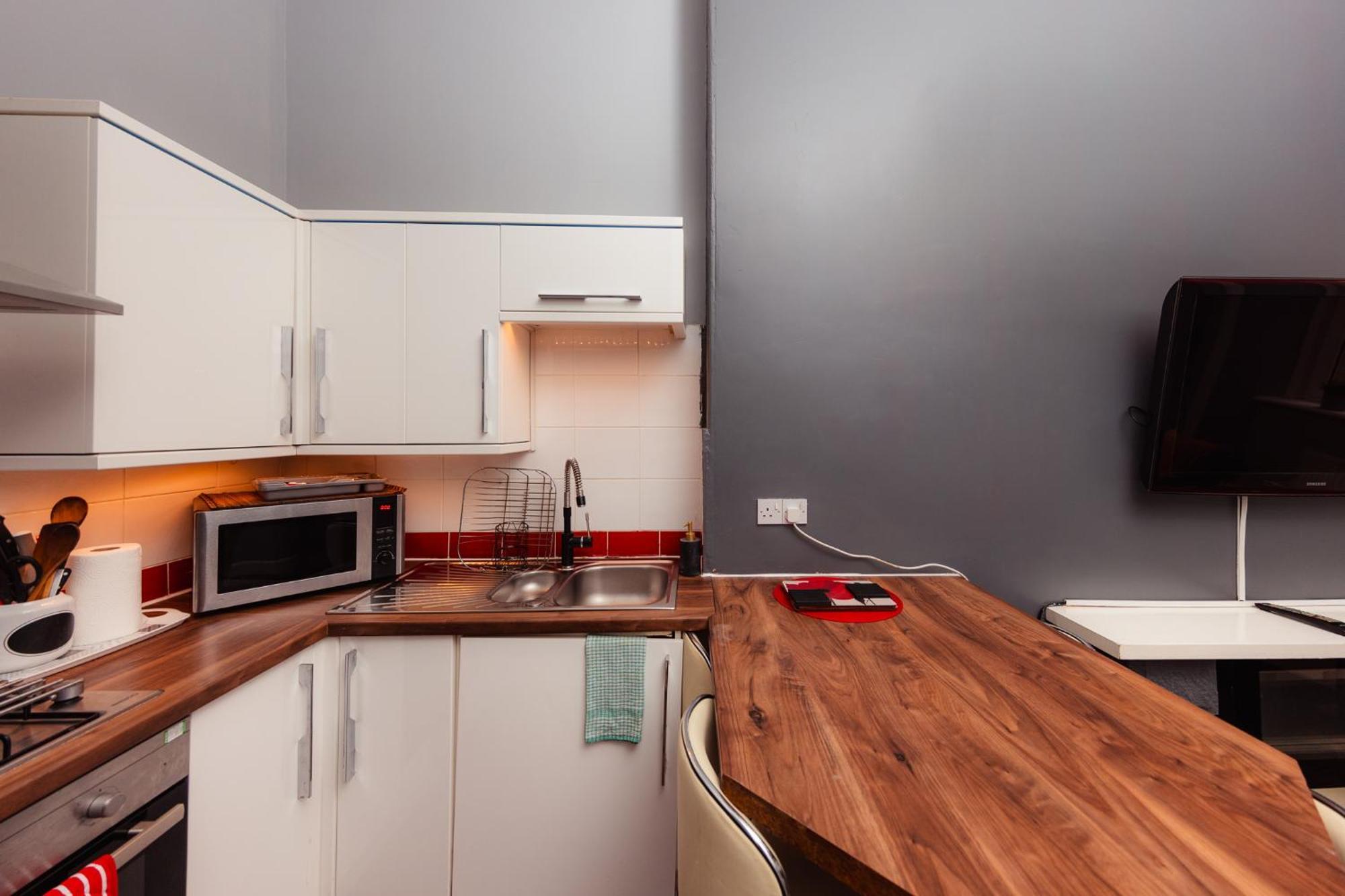 Warm 1 Bed By Holyrood Palace And Park! EDI