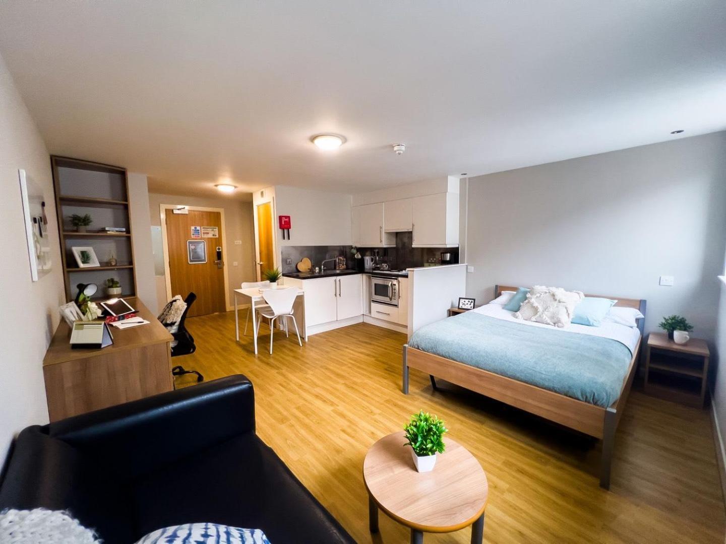 Apartment Modern At Panmure Court In For Students Only