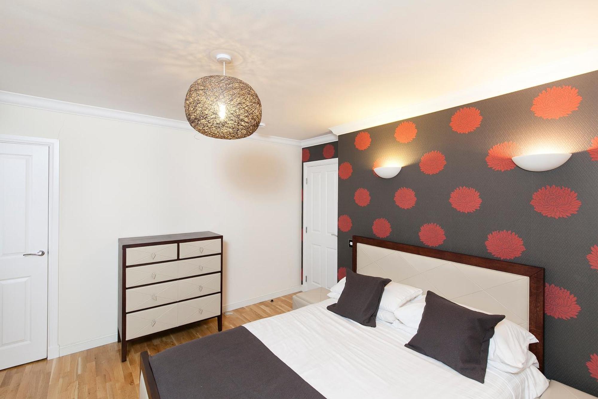 Burnets Apartment *