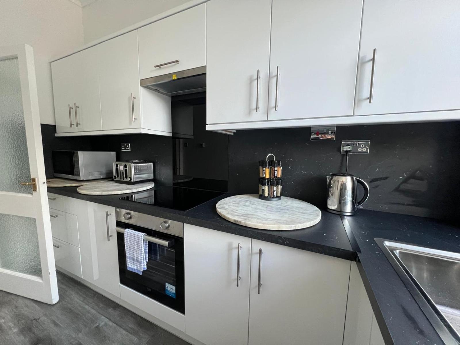 Grange Hideaway 2-br Apartment