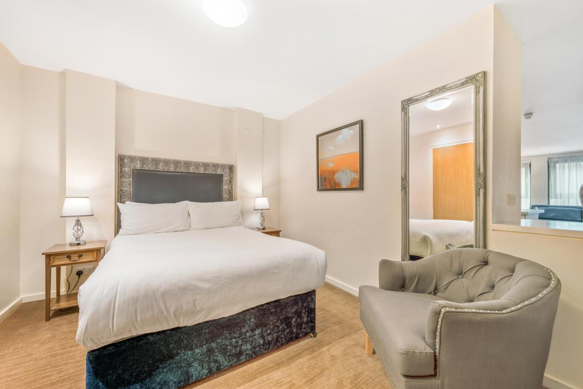 Aparthotel Princes Street Edinburgh