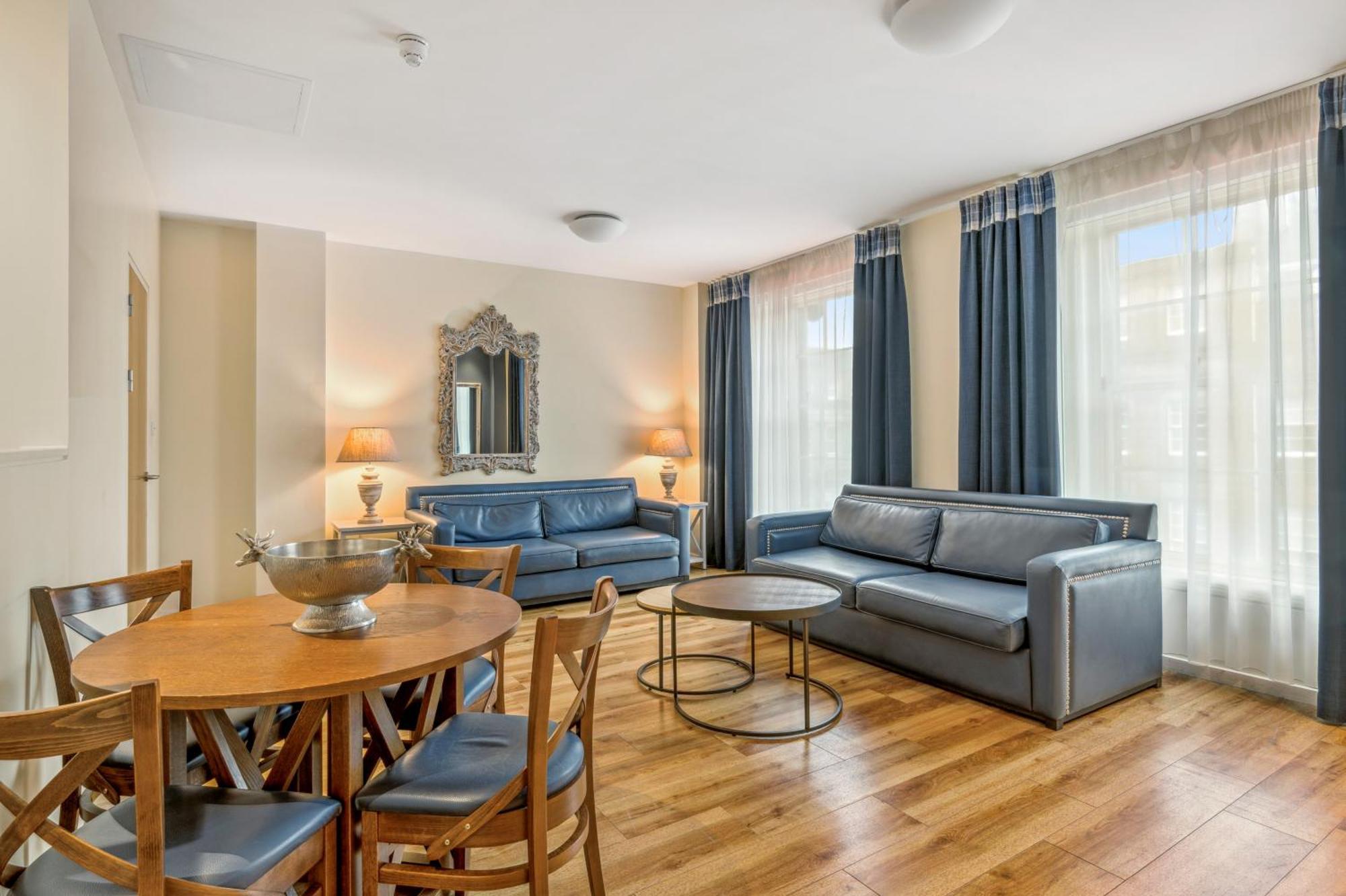 Aparthotel Princes Street 4*
