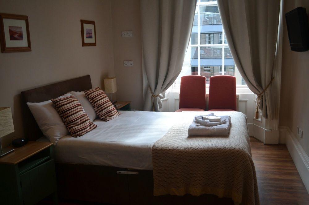 Dene Guest House, New Town Guest house 3*