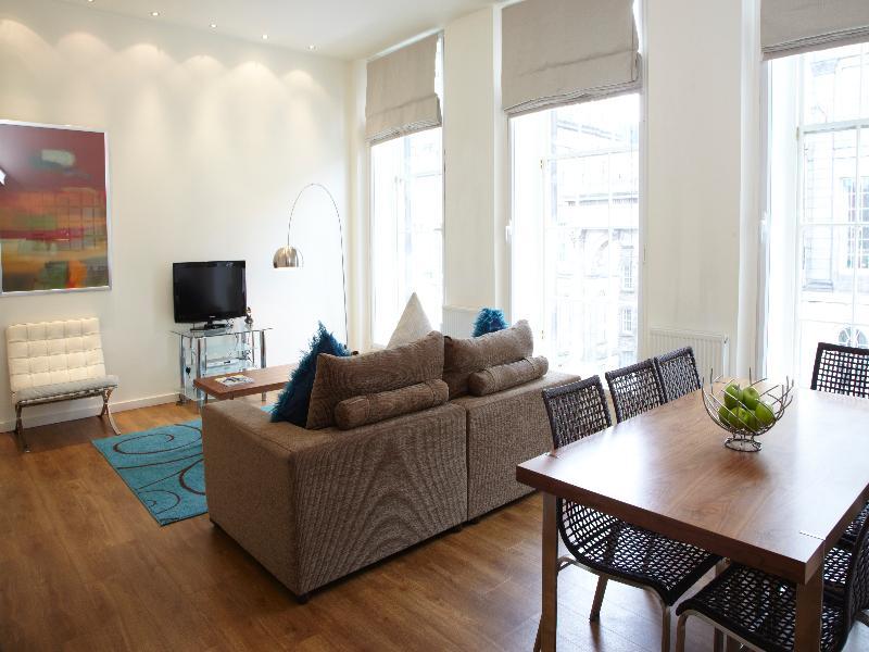 Aparthotel Princes Street Edinburgh