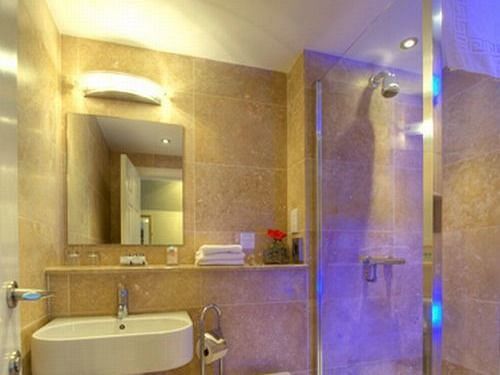 Aaron Guest house 4*