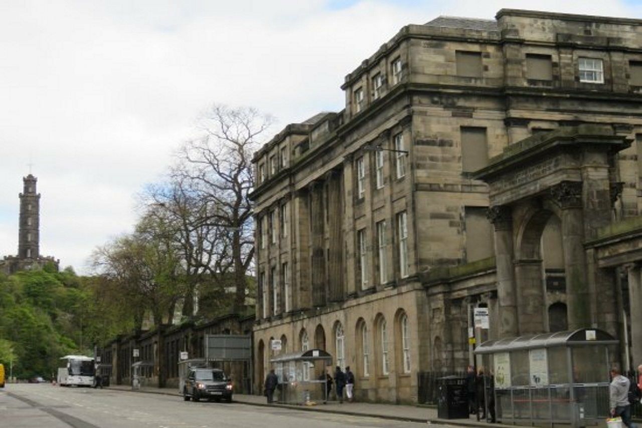Princes Street Aparthotel 4*