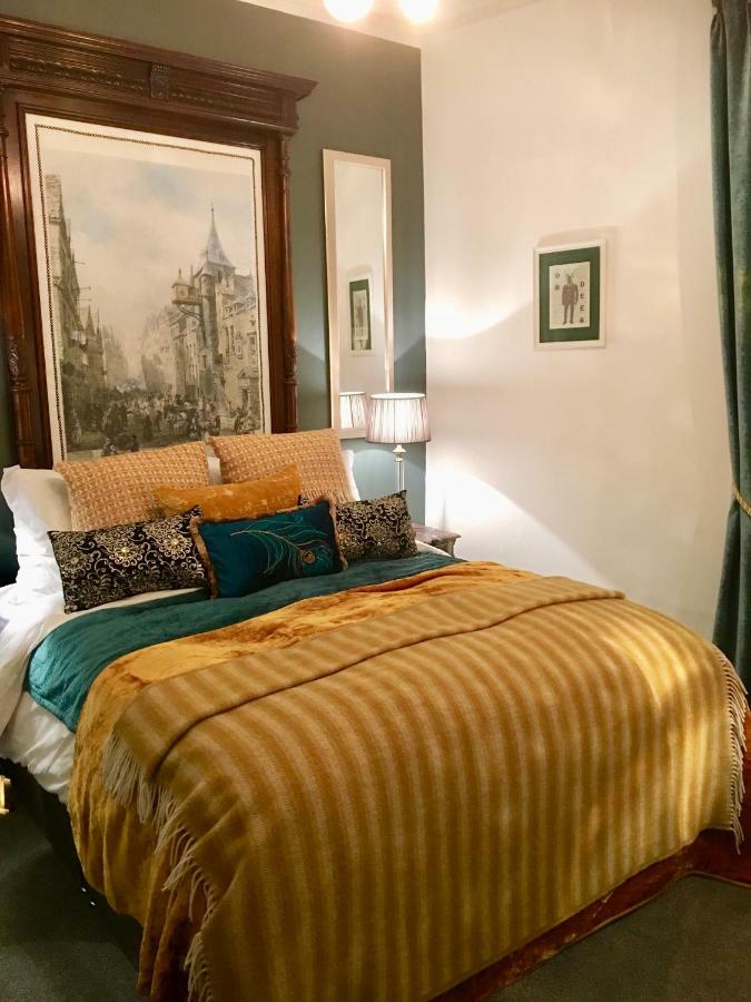 The Jeffrey Street Retreat