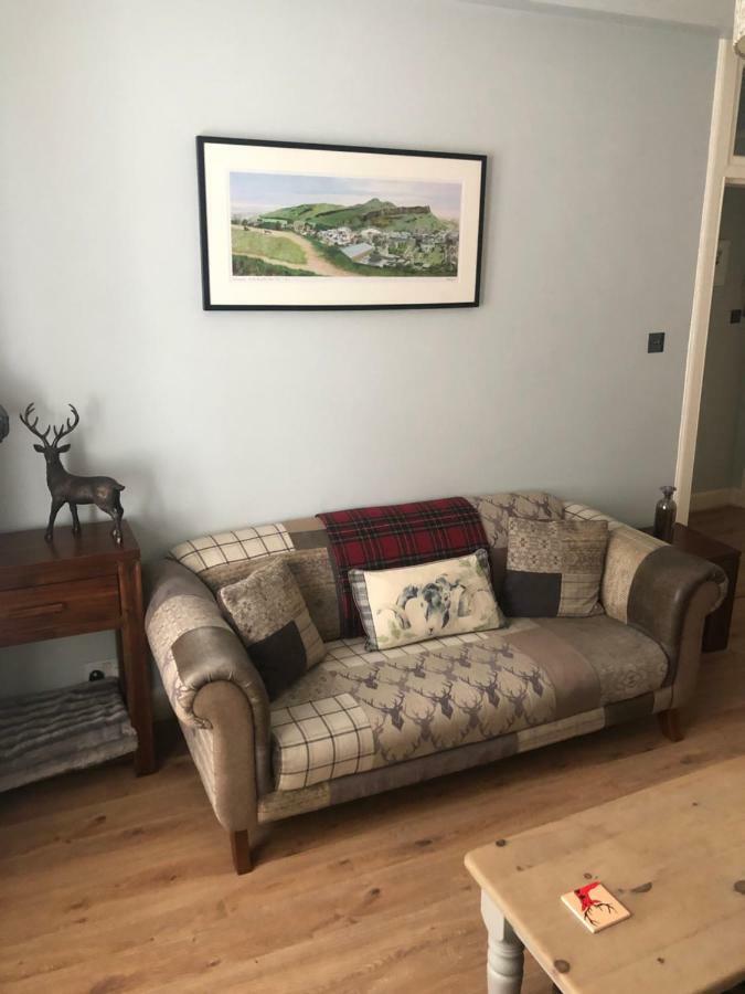The Abbeyhill Bonnie Thistle Edinburgh
