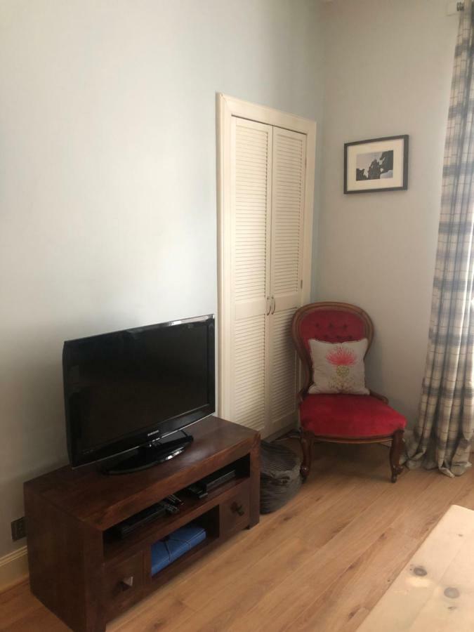 The Abbeyhill Bonnie Thistle Apartment *
