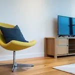 Guestready - Stylish Top Floor Apt In The City Centre