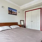 2 Bedroom Apartment By Leith\'S Shore