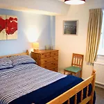 Welcoming And Homely 2 Bed In Central Location