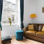 Stockbridge Two Bedroom Apartment