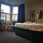 The Balerno Inn