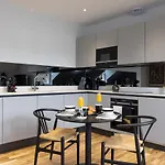 Dragon Suites Luxury Serviced Apartments At Alva Street