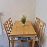 Apex Cathcart Place Apartment
