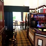 Piries Hotel