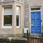 6 Coltbridge Gardens