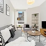 Mabillon Suite - Gorgeous-Haymarket, City Centre-Free Parking By Bonjour Residences Edinburgh