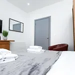 Thistle St Modern Rooms In Edinburgh City Centre