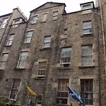 Niddry Street Apartments Edinburgh