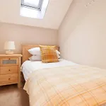 High Street Apartment