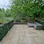 Stunning 1 Bd Flat In Lochend Park With A Patio