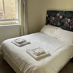 Royal Mile Tron Square 3 Double Bedrooms Fantastic Location Parking