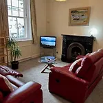 Royal Mile Tron Square 3 Double Bedrooms Fantastic Location Parking
