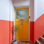 Bright & Spacious Double Room With Garden View- Close To Airport & City Centre