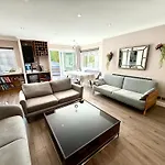 Immanuel House - Modern Luxury Victorian Home 1872 - Free Parking & Fast Fibre Optic Wifi