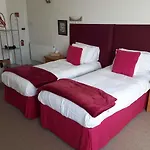 Canadale Guest House