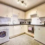 Joivy Charming Apt Close To City Centre