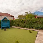 The Findlay Gardens Residence