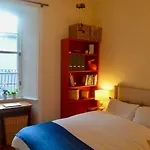 1 Bedroom Flat In Edinburgh