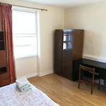 Simon Square Apartment