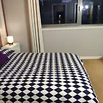 Western Harbour View Apartment