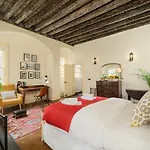 The King\'S Chamber Stunning Apartment, Royal Mile Close To Castle
