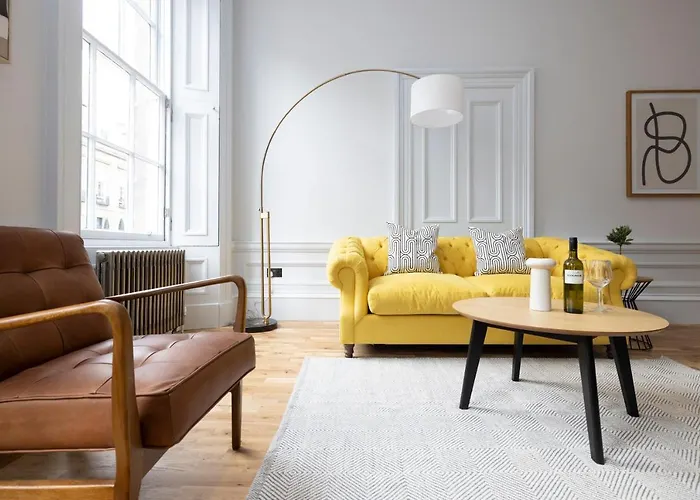 Dragon Suites Luxury Serviced Apartments At Alva Street