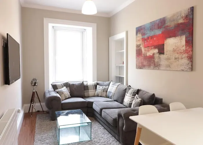 Brilliant Bright 3Bd-1Ba